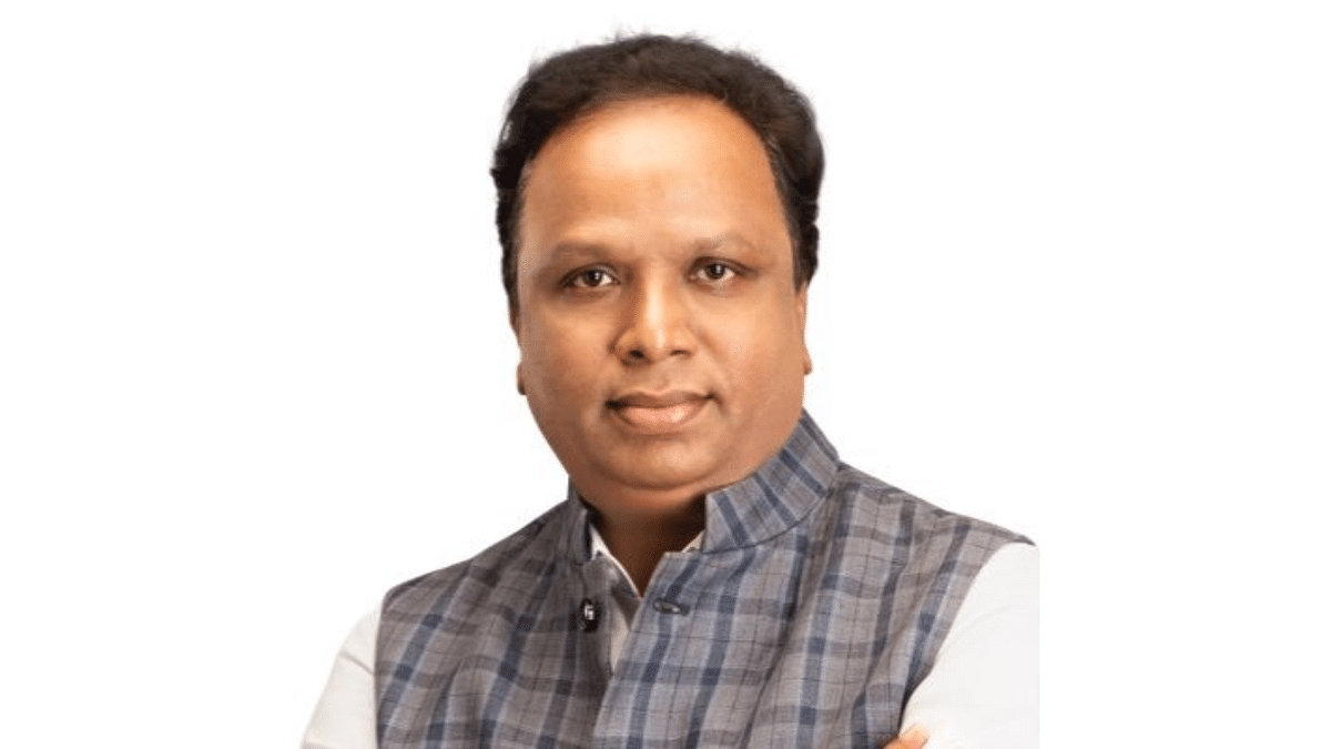 Veer Savarkar’s iconic song ‘Anadi Me Anant Me...’ to be honoured with award named after Sambhaji Maharaj: Minister